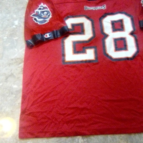 CHAMPION VINTAGE BUCCANEER JERSEY - Picture 5 of 8